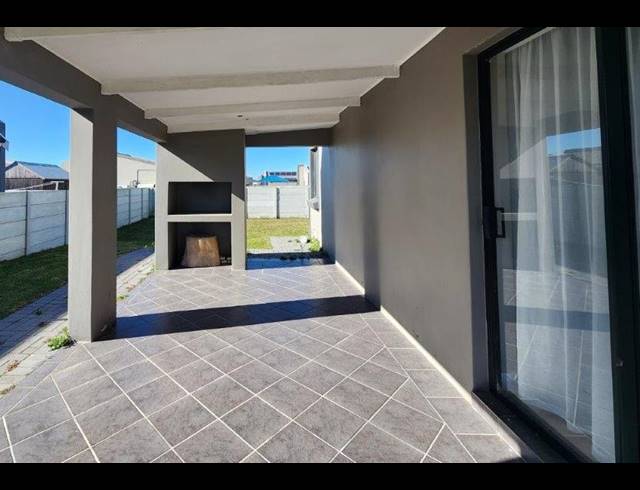 2 BEDROOM TOWNHOUSE FOR SALE IN PARSONSVLEI